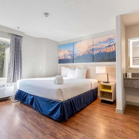 Days Inn By Wyndham Thornton Extérieur photo