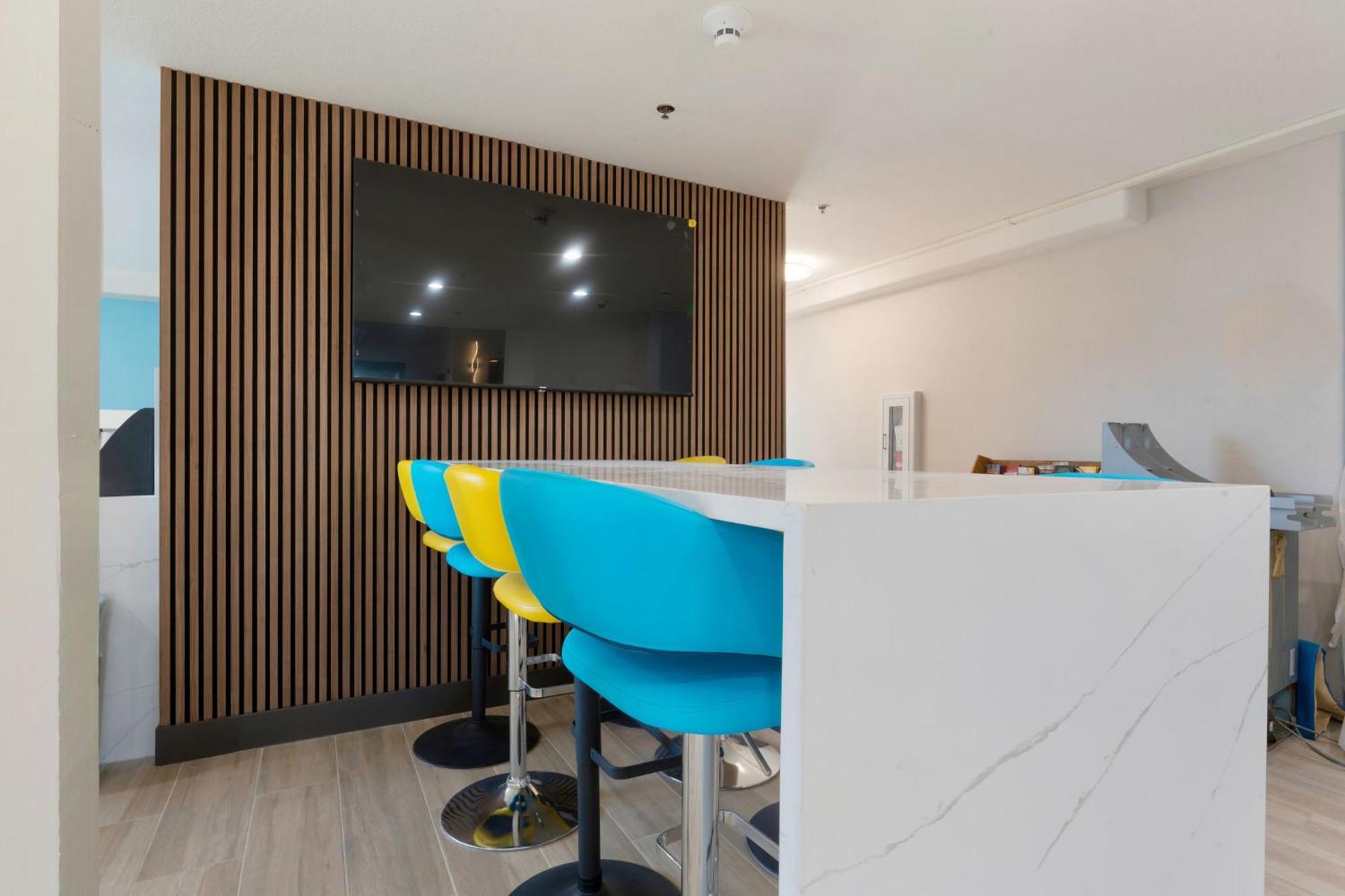 Days Inn By Wyndham Thornton Extérieur photo