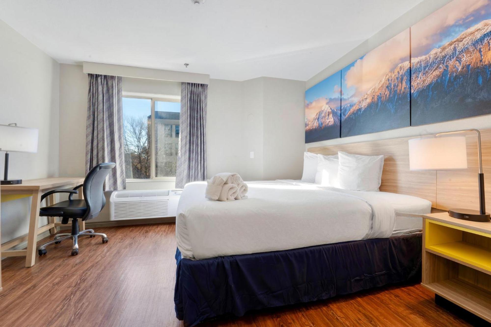 Days Inn By Wyndham Thornton Extérieur photo
