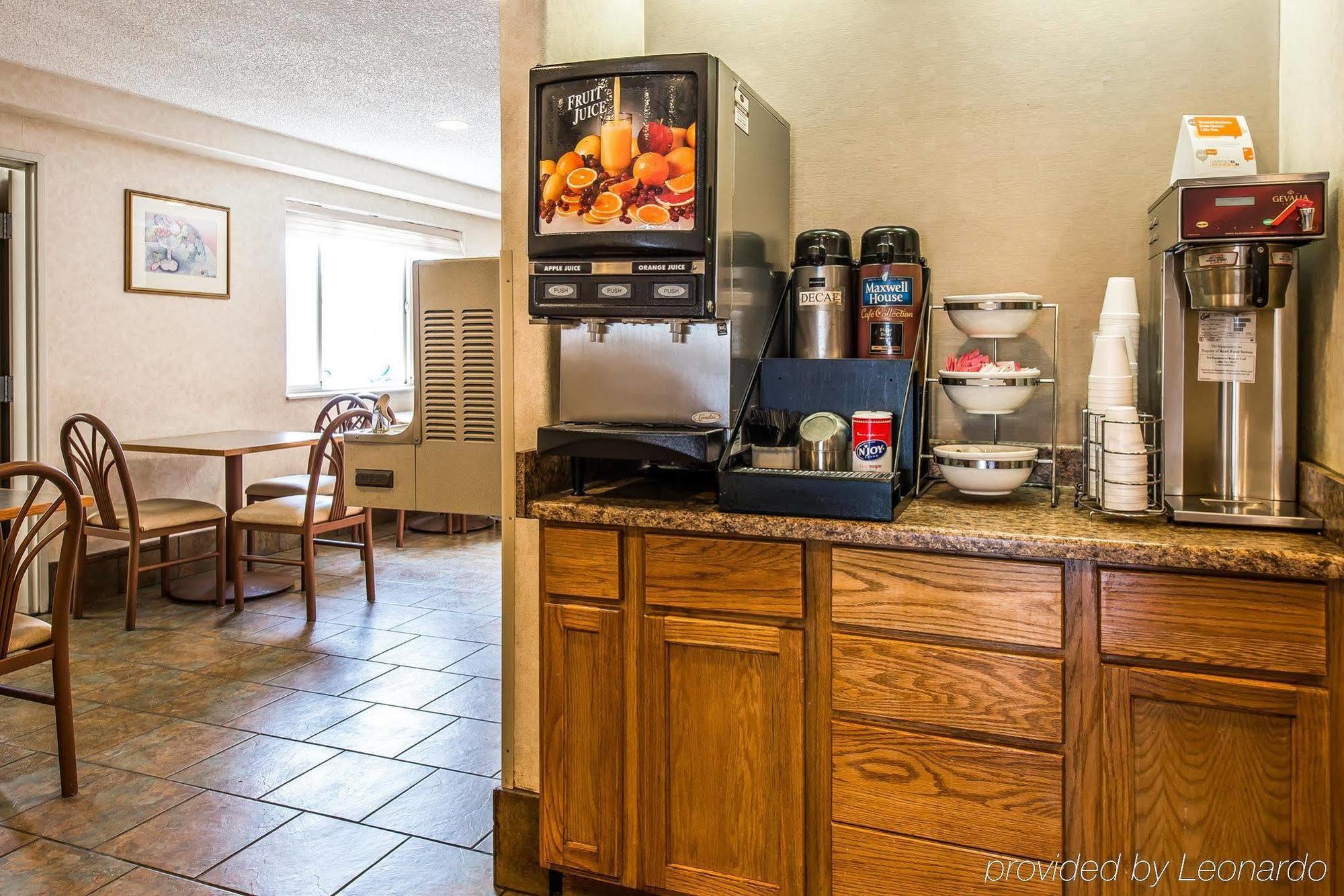 Days Inn By Wyndham Thornton Extérieur photo