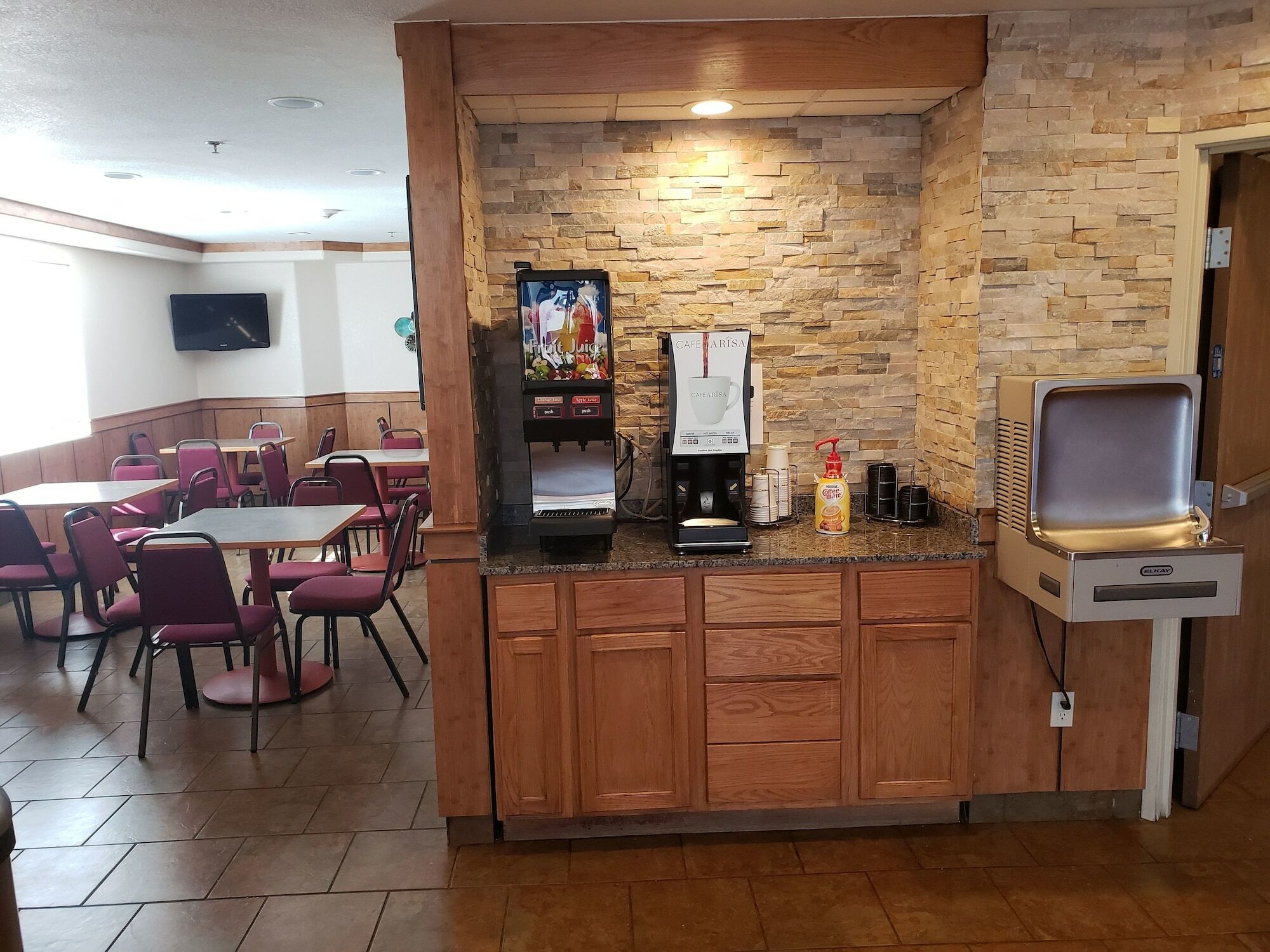 Days Inn By Wyndham Thornton Extérieur photo